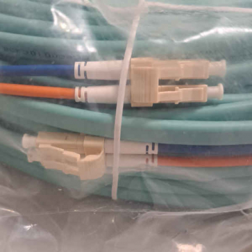 - Déstockage FBO54LCULCU070S Jarretière OM4 LC-UPC / LC-UPC Bi-fibre optique SURGAINEE AQUA 2.8 mm Multimode 50/125  Lg=70 m (26/10)